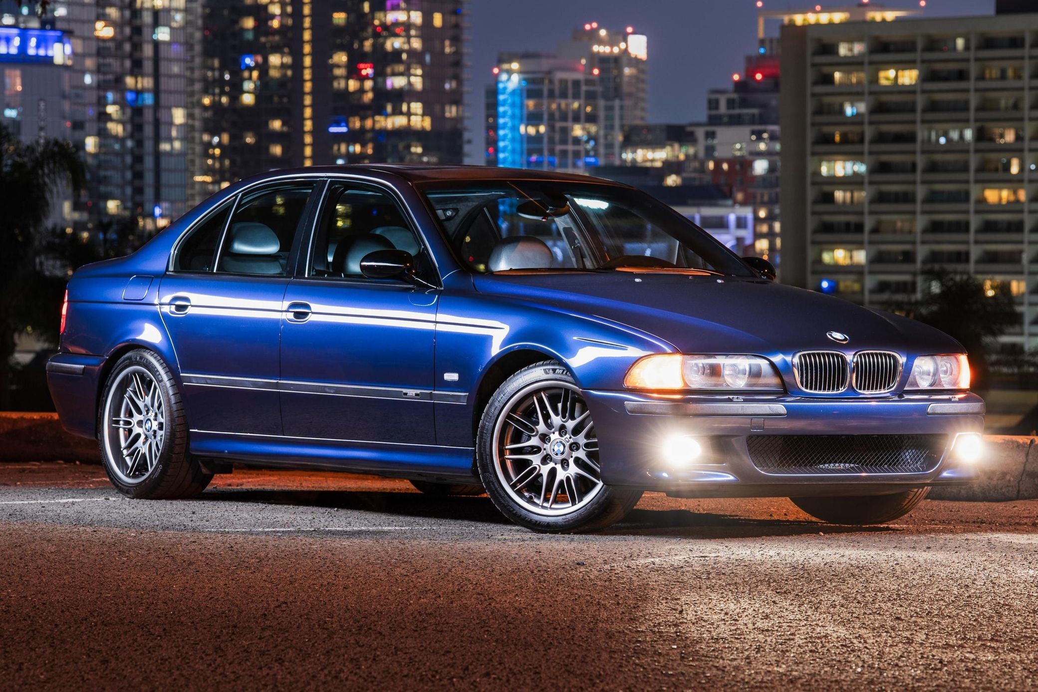 2000 BMW M5