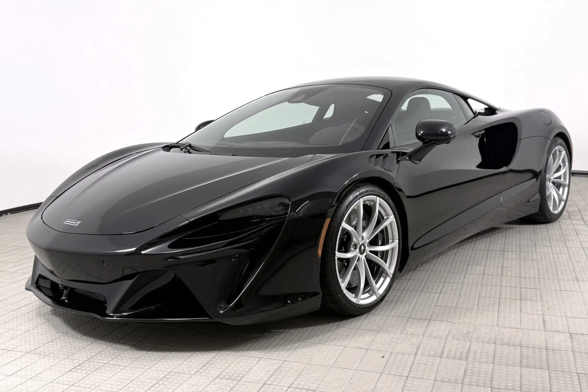 2022 McLaren Artura Coupe, sold Apr 2026