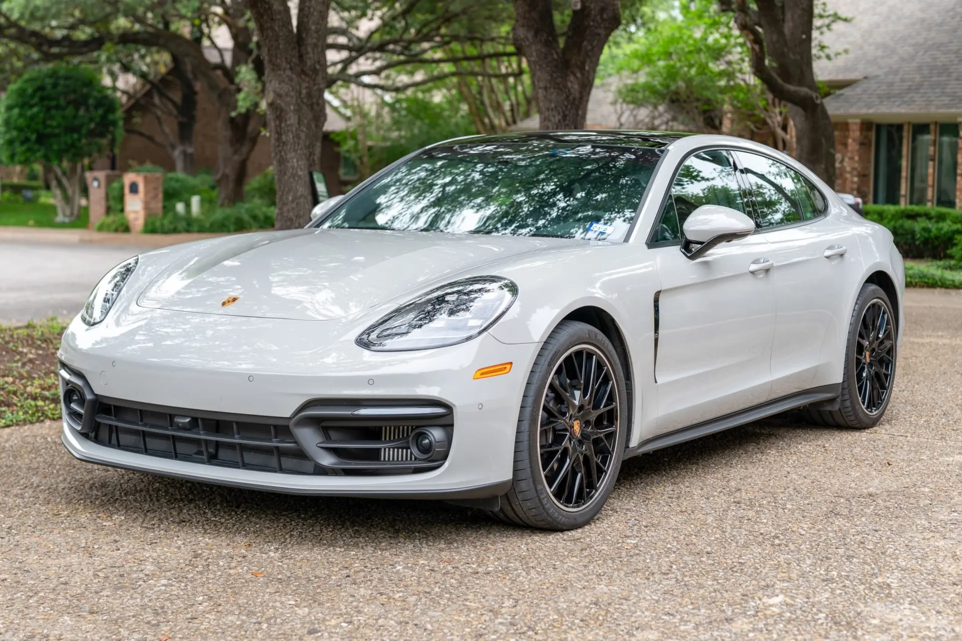 2022 Porsche Panamera 4