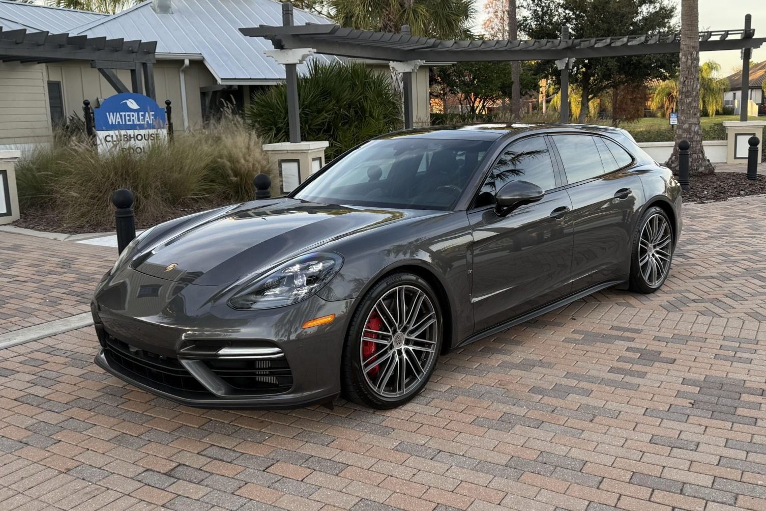 2018 Porsche Panamera Turbo