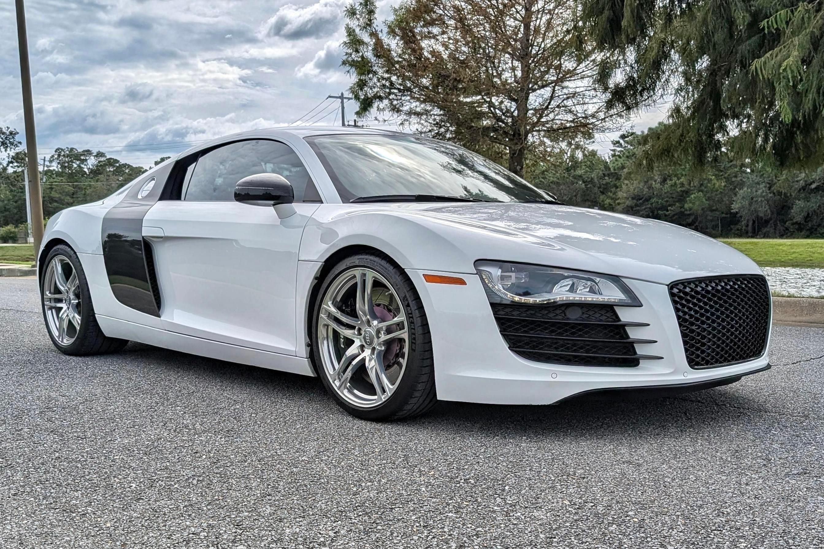 2012 Audi R8 V10