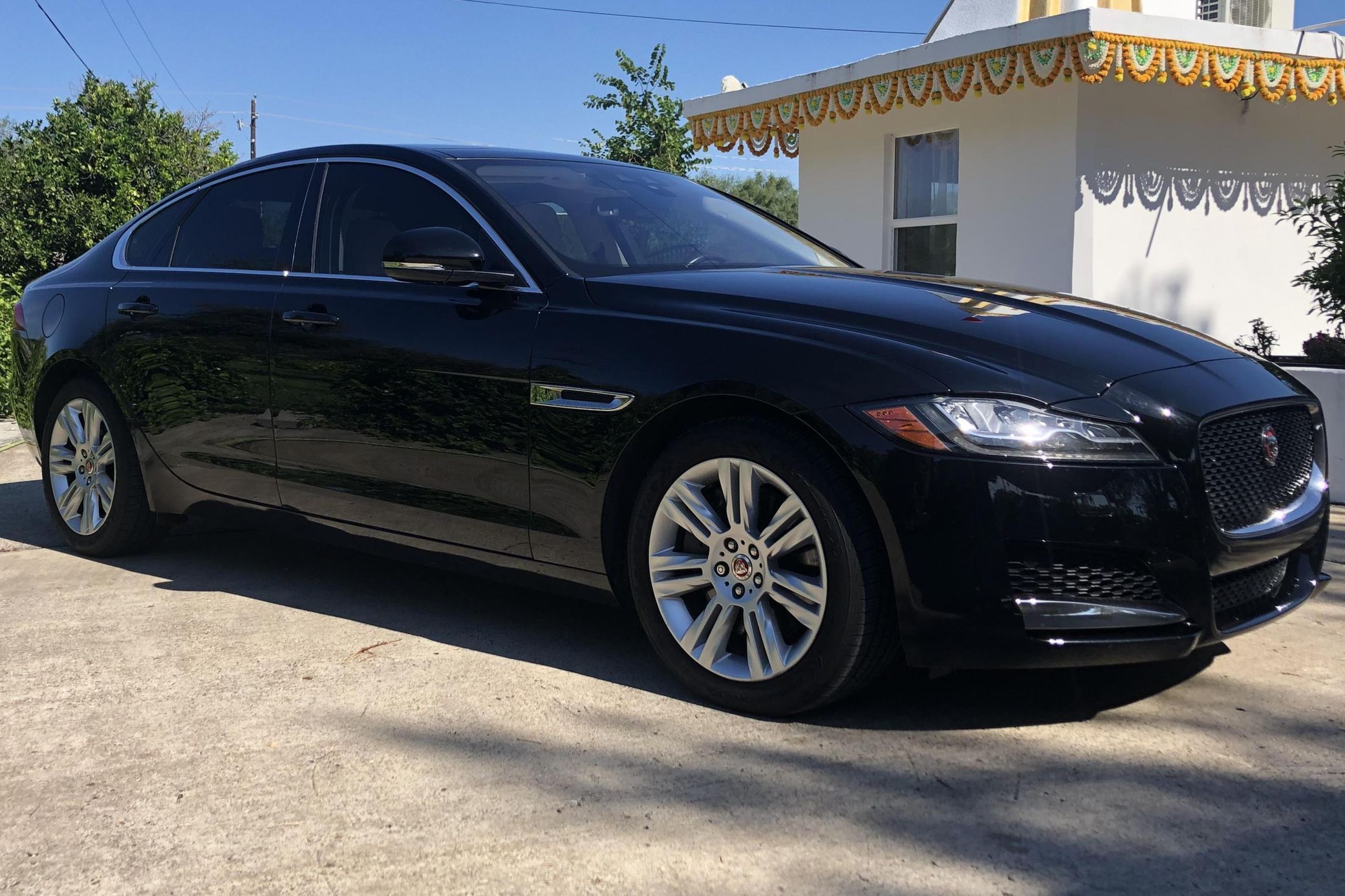 2017 Jaguar XF P300 R-Dynamic SE