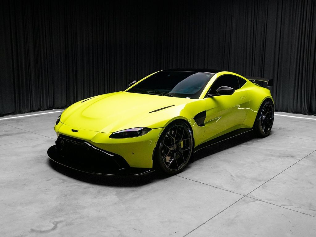 2021 Aston Martin Vantage V8