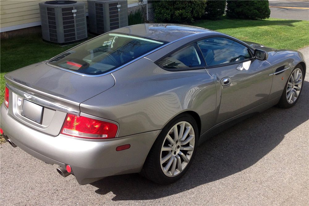 2002 Aston Martin Vanquish V12 Vanquish