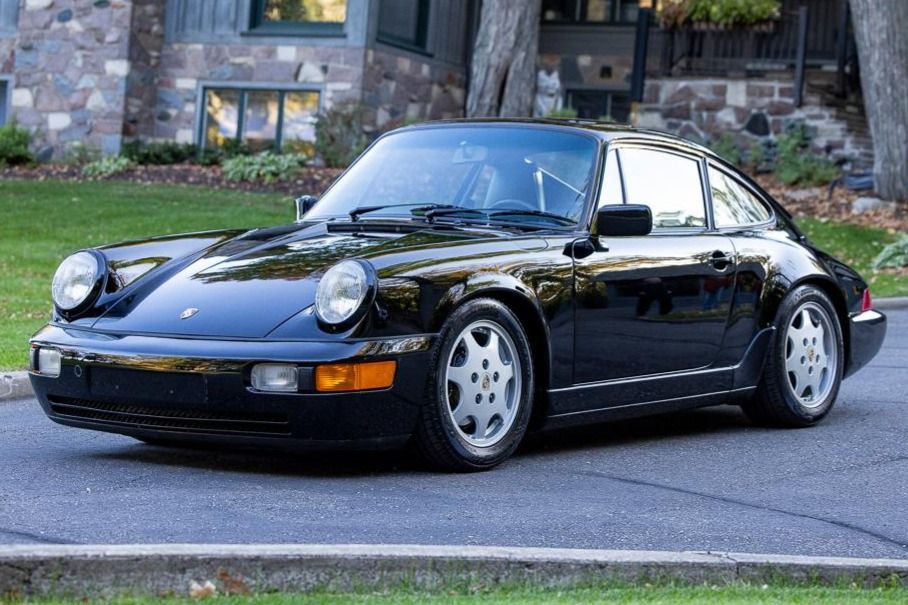 1990 Porsche 911 Carrera 2