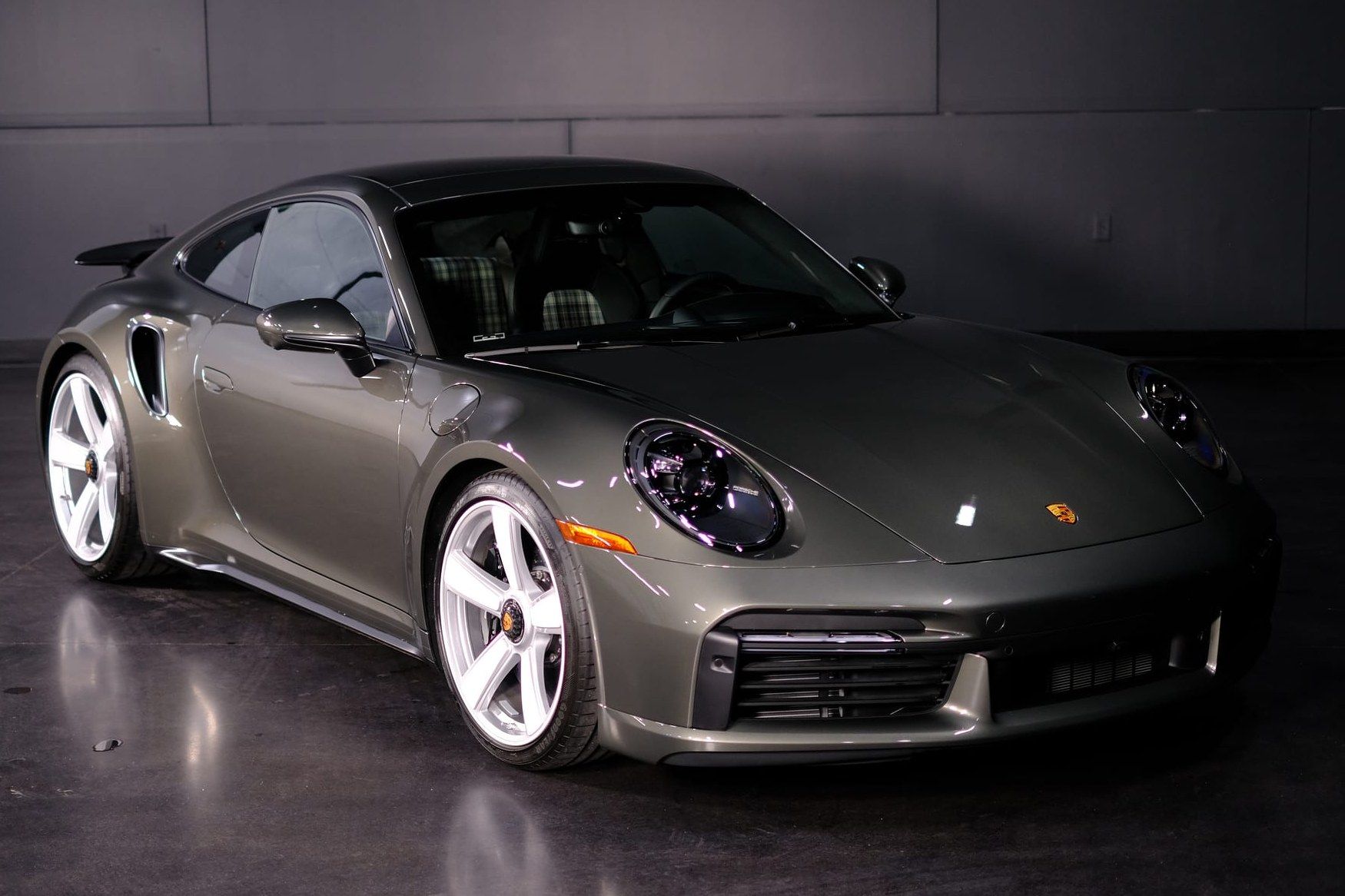 2025 Porsche 911 Turbo