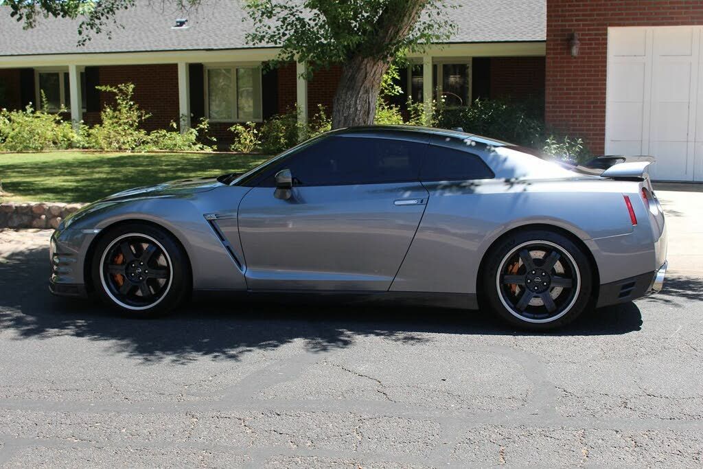 2012 Nissan GT-R Premium