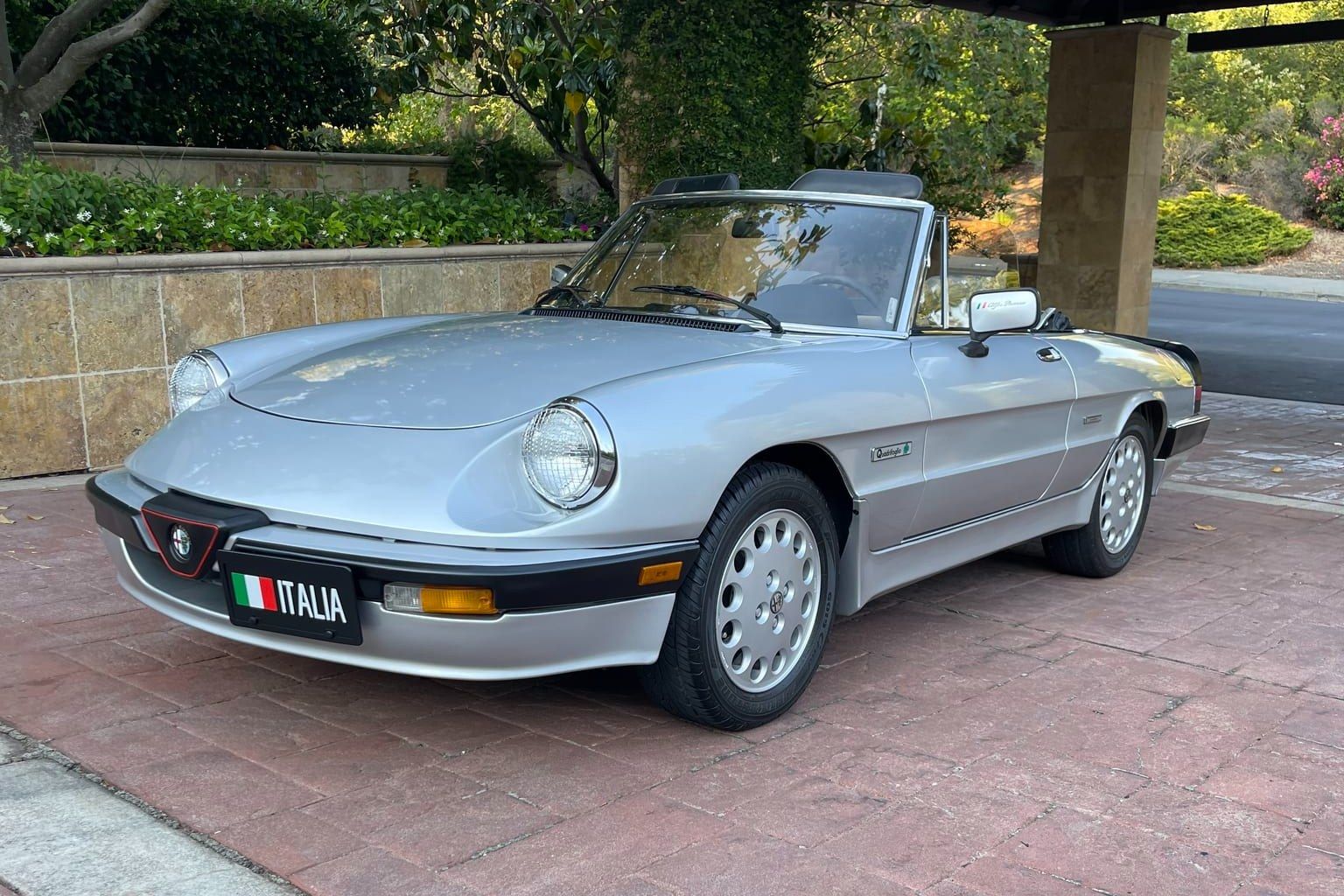 1989 Alfa Romeo 105 Series Spider