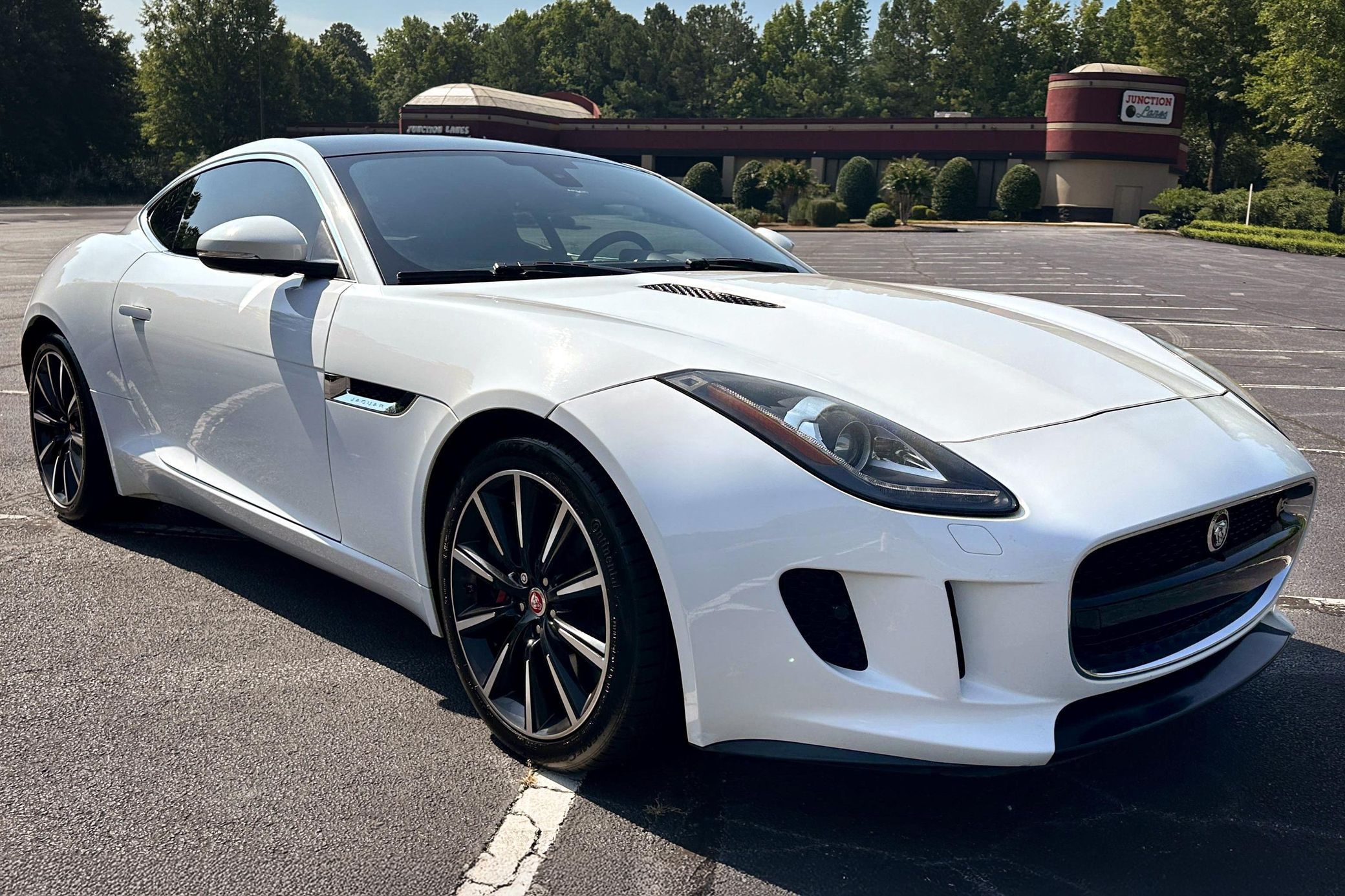 2015 Jaguar F-Type Coupe