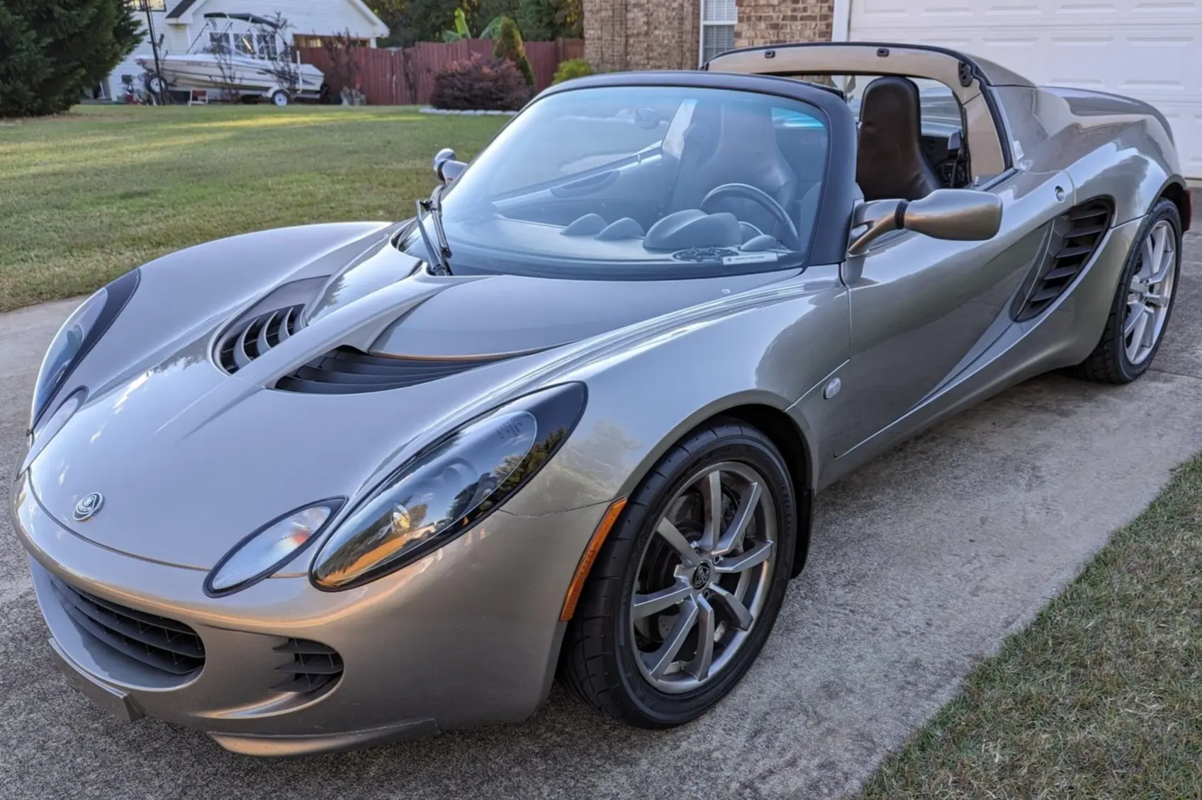 2005 Lotus Elise