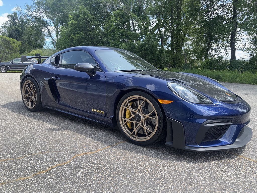 2023 Porsche Cayman GT4