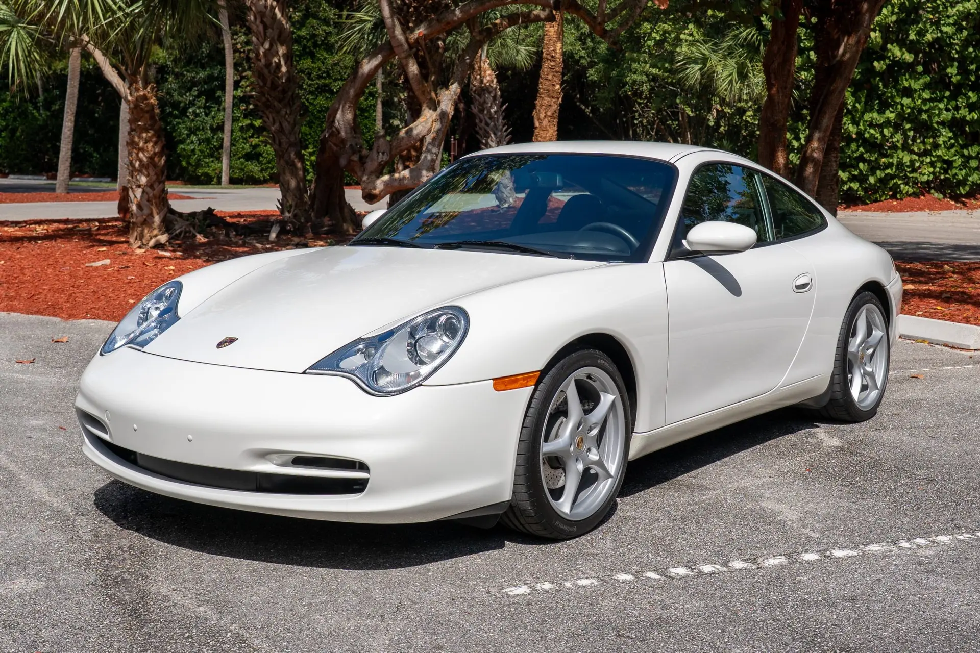 2003 Porsche 911 Carrera