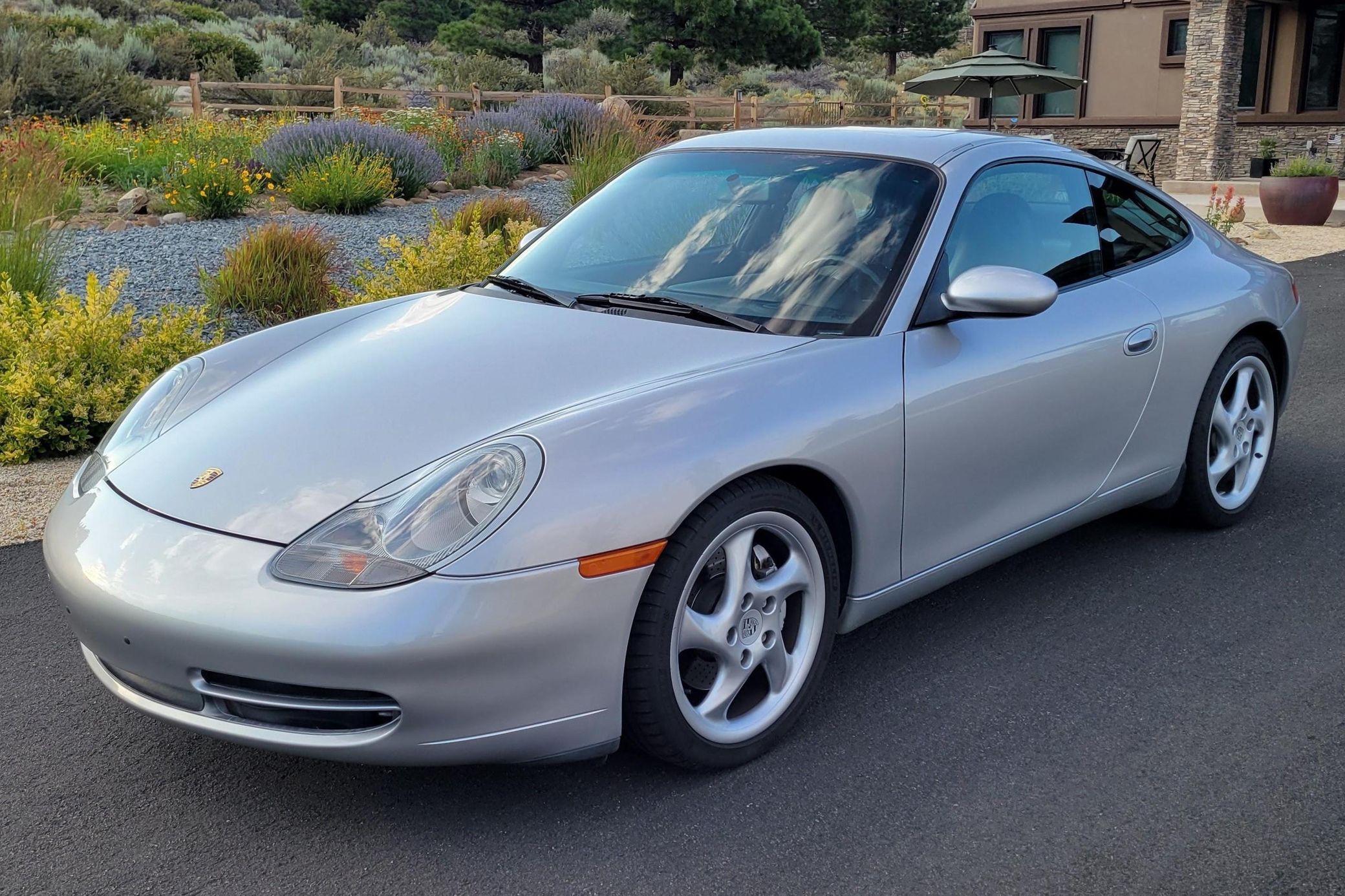 1999 Porsche 911 Carrera