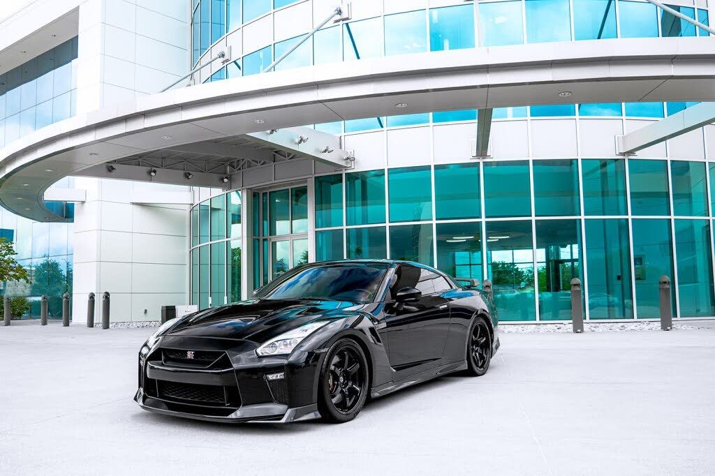 2018 Nissan GT-R Premium