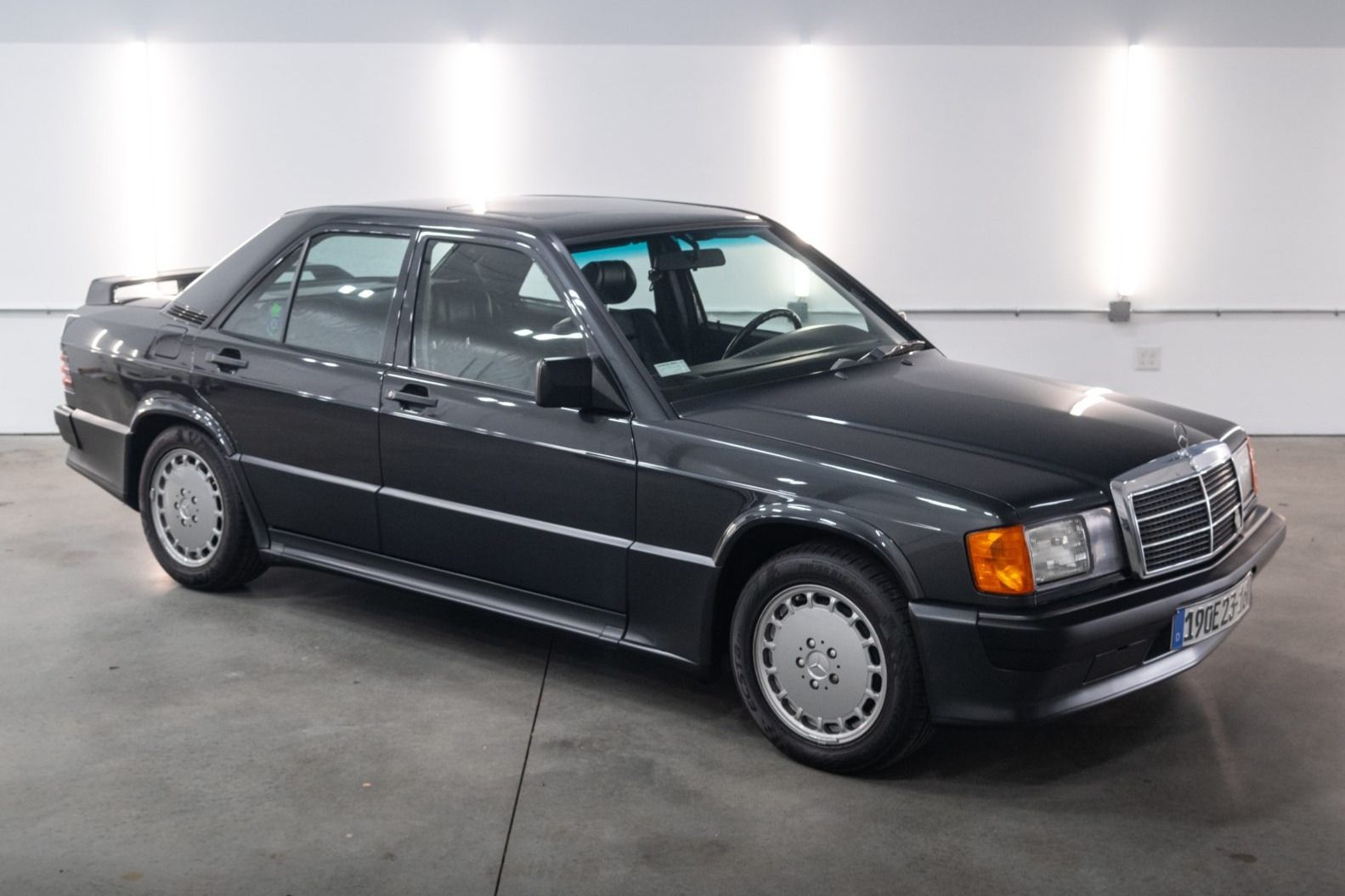 1986 Mercedes-Benz 190E 2.3-16
