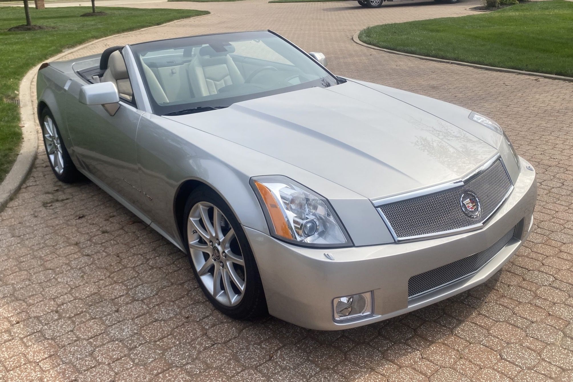 2006 Cadillac XLR