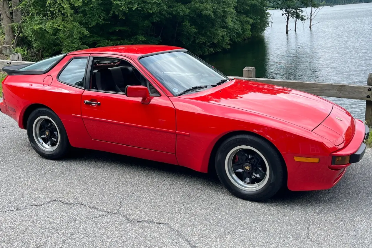 1984 Porsche 944