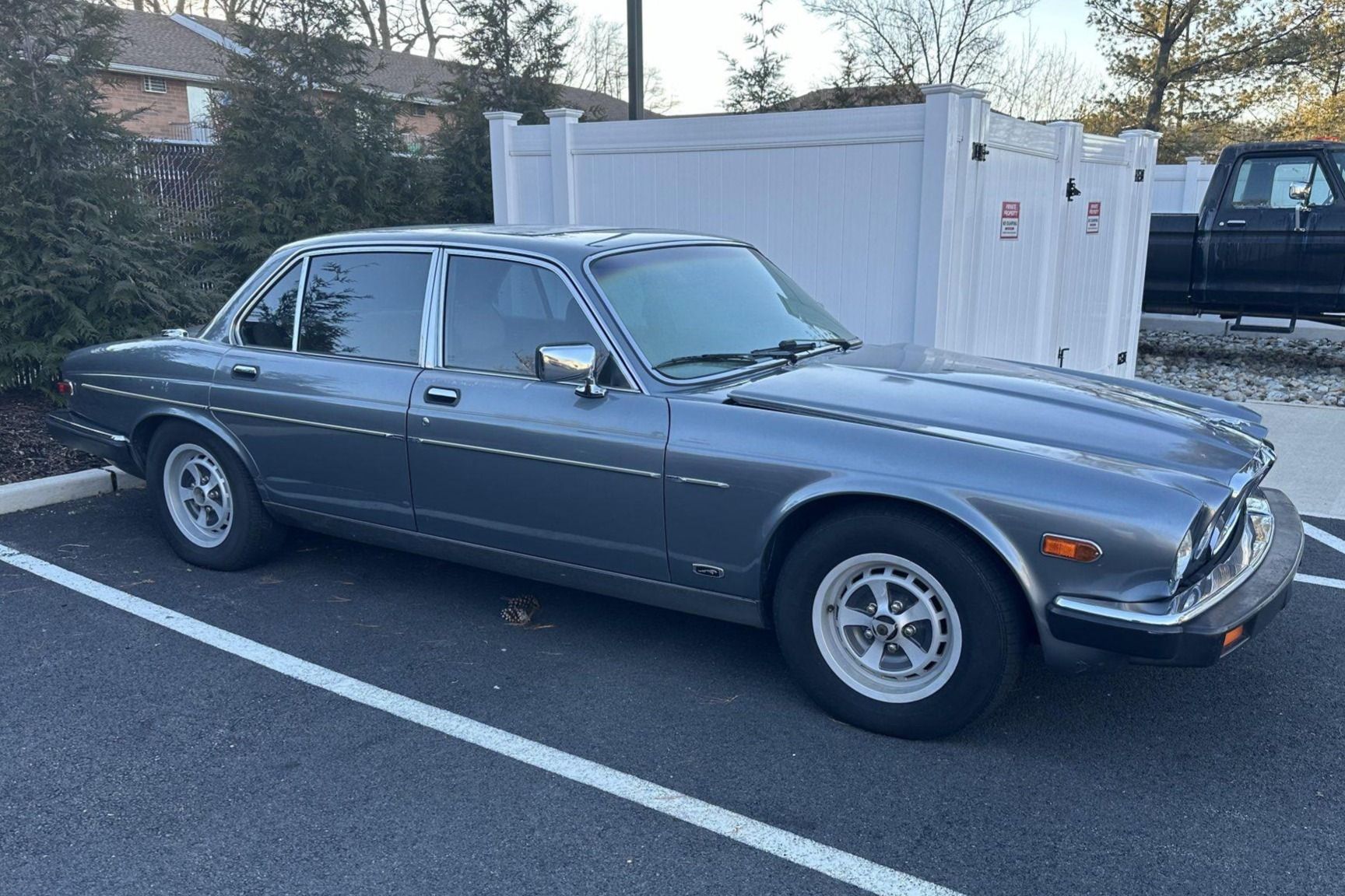 1987 Jaguar XJ