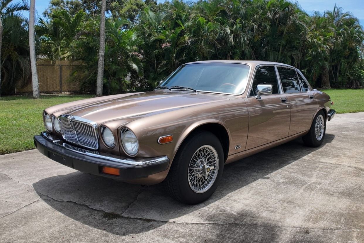 1987 Jaguar XJ
