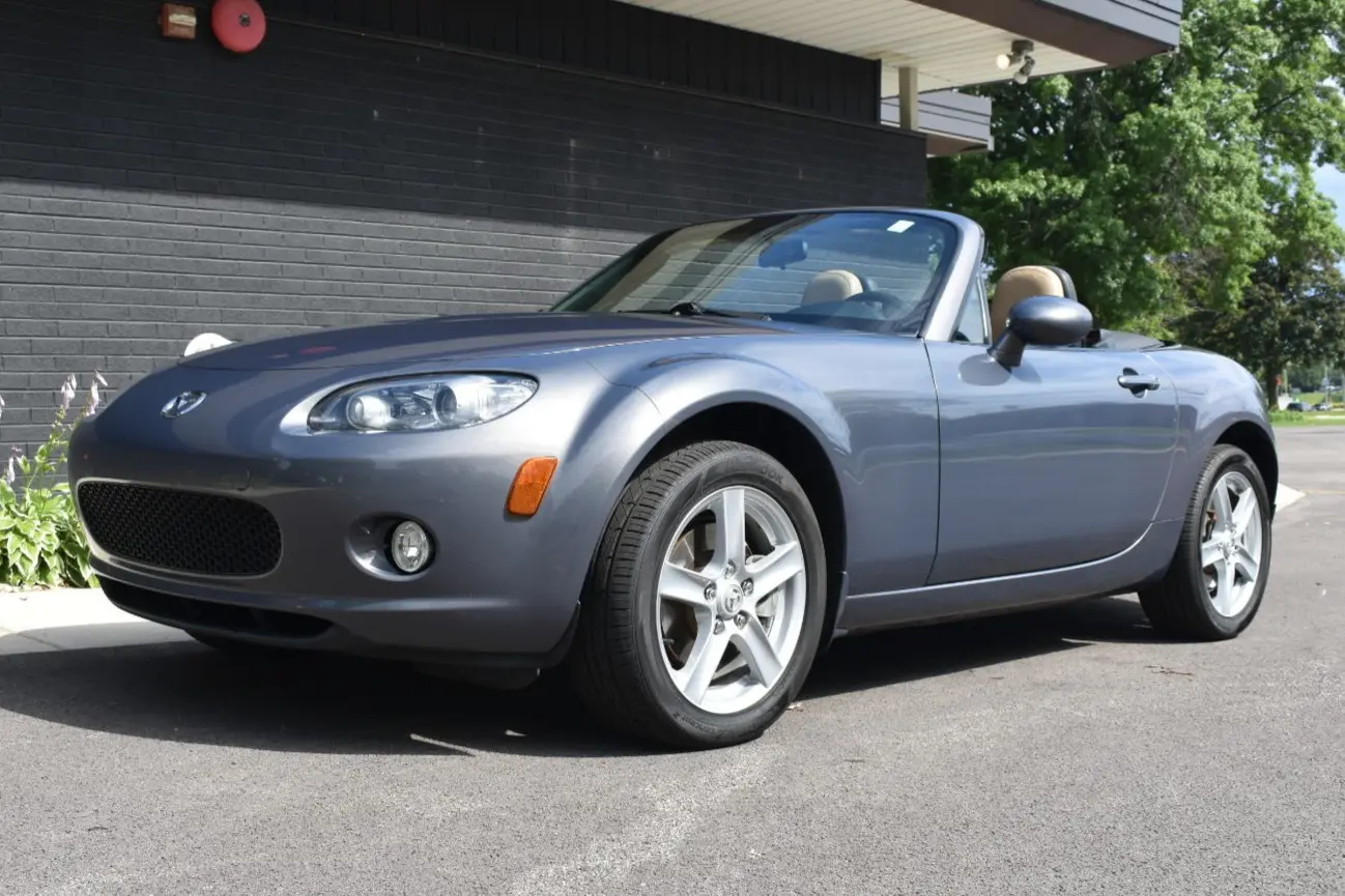 2006 Mazda MX-5 Miata