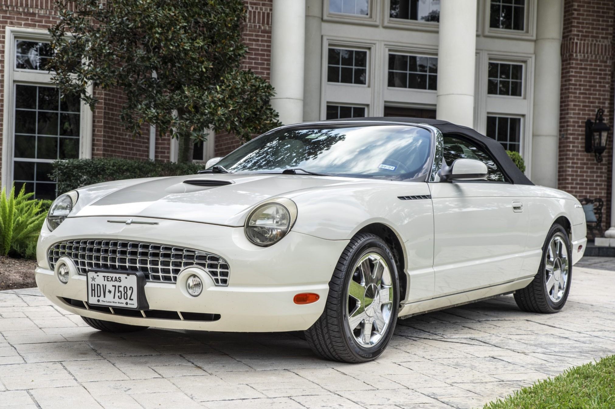 2002 Ford Thunderbird