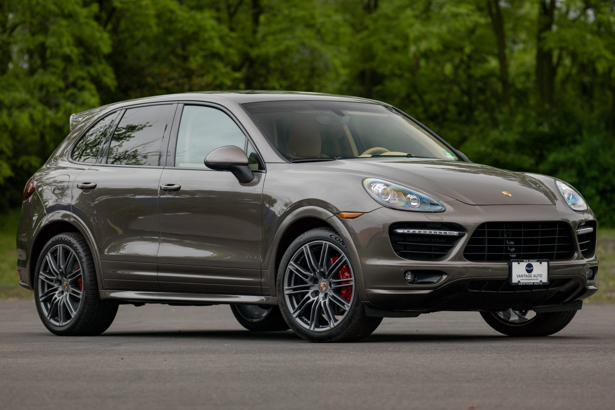2014 Porsche Cayenne GTS