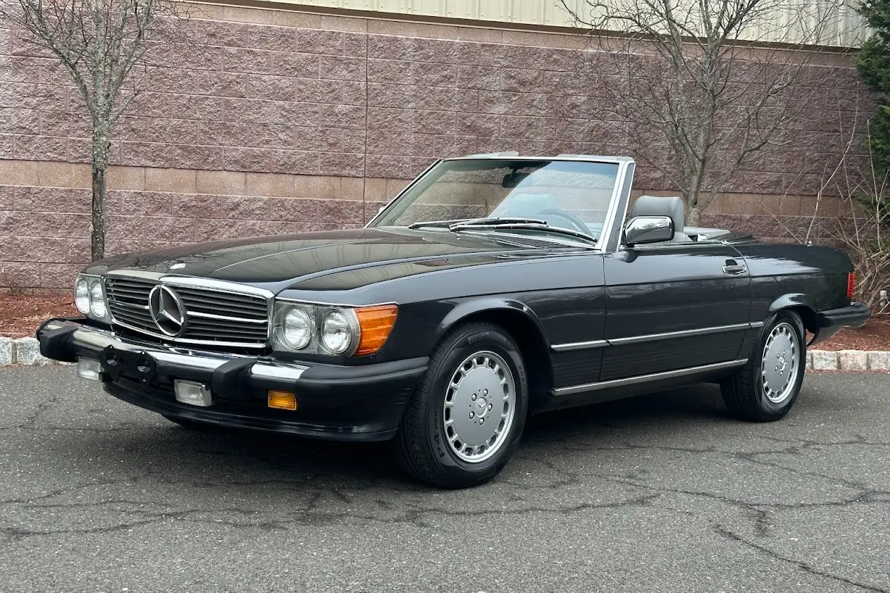 1986 Mercedes-Benz SL-Class 560SL
