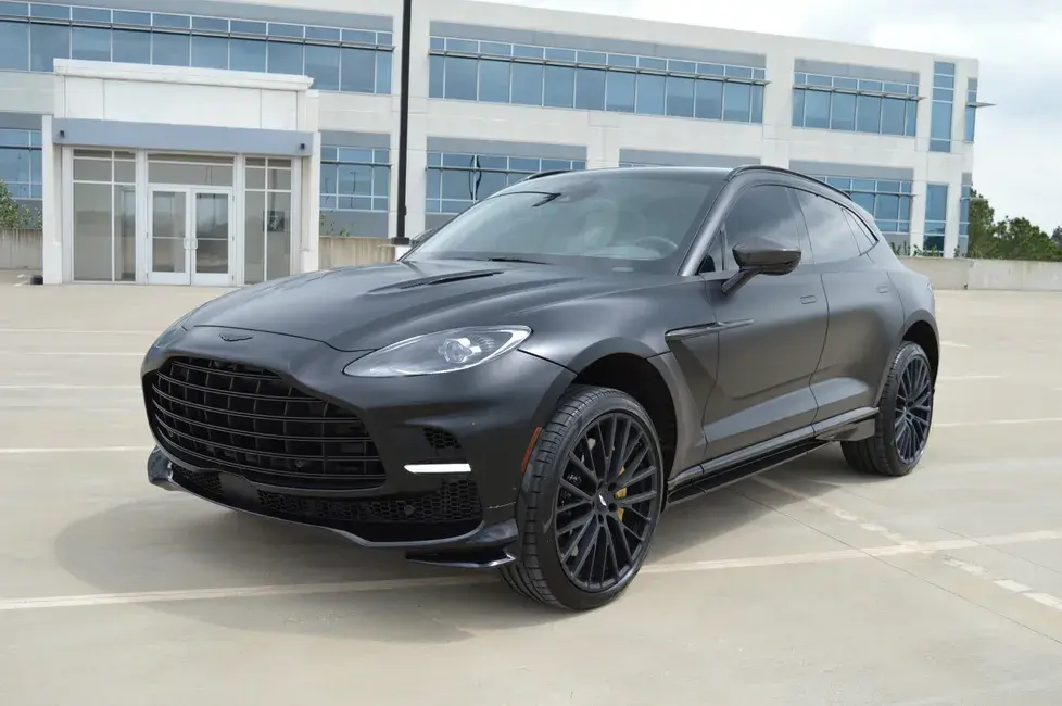 2023 Aston Martin DBX 707