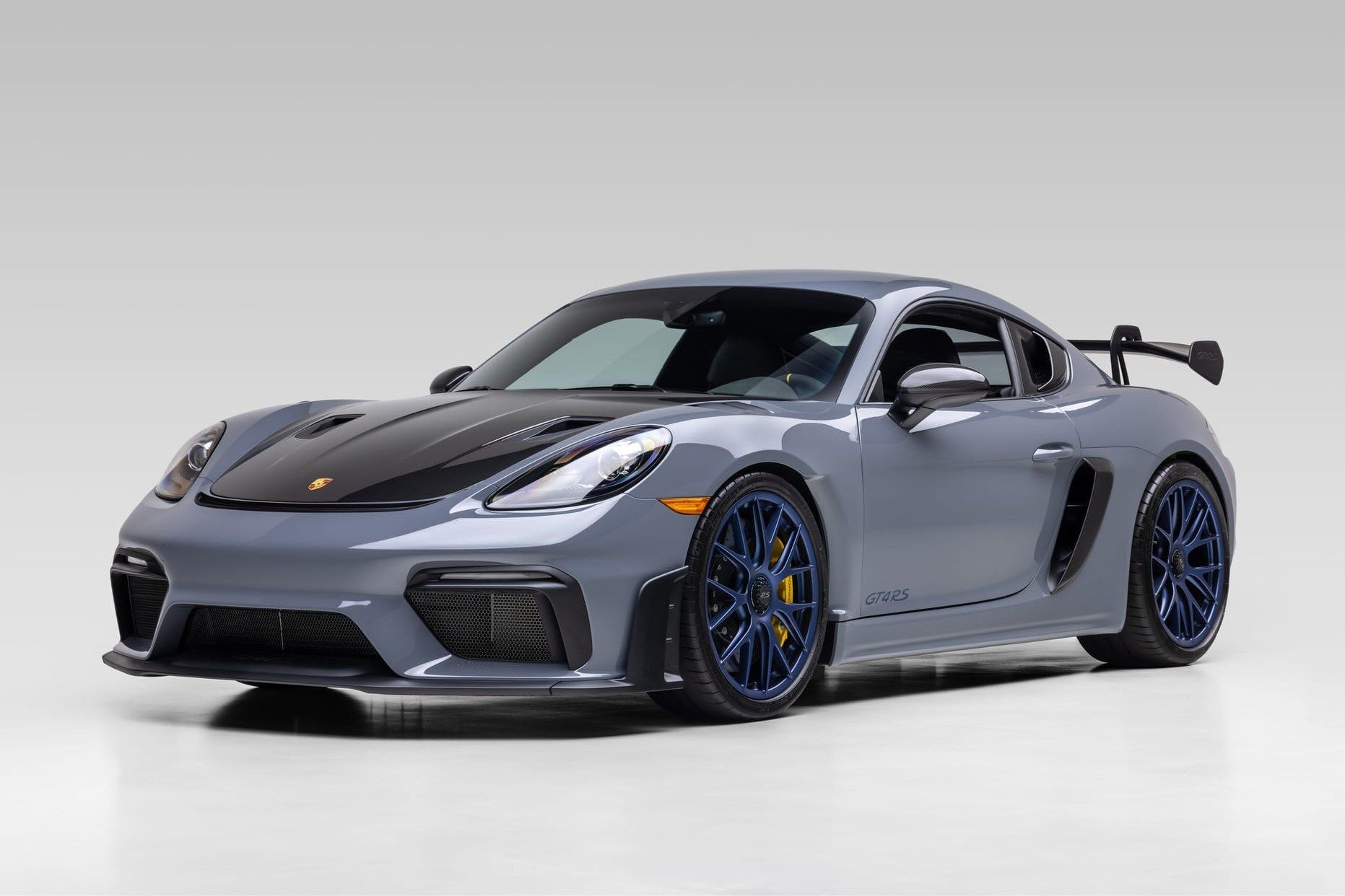 2023 Porsche Cayman GT4 RS Weissach