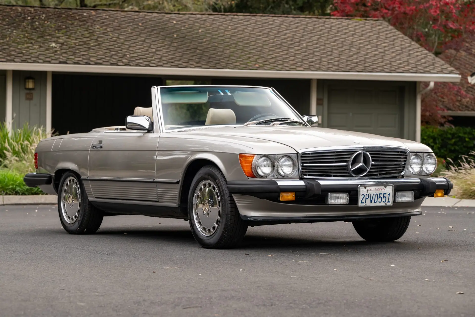 1988 Mercedes-Benz SL-Class 560SL