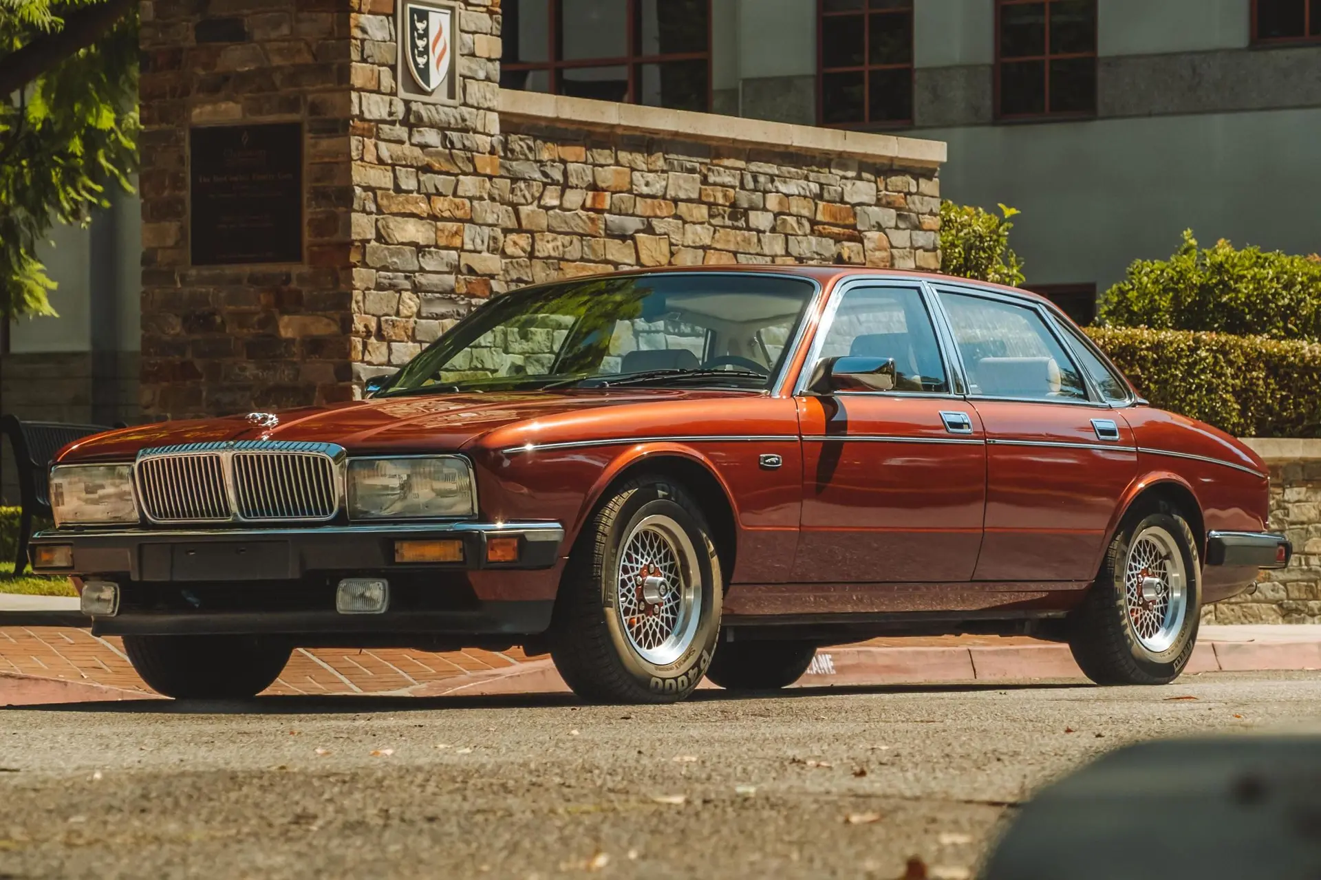 1990 Jaguar XJ