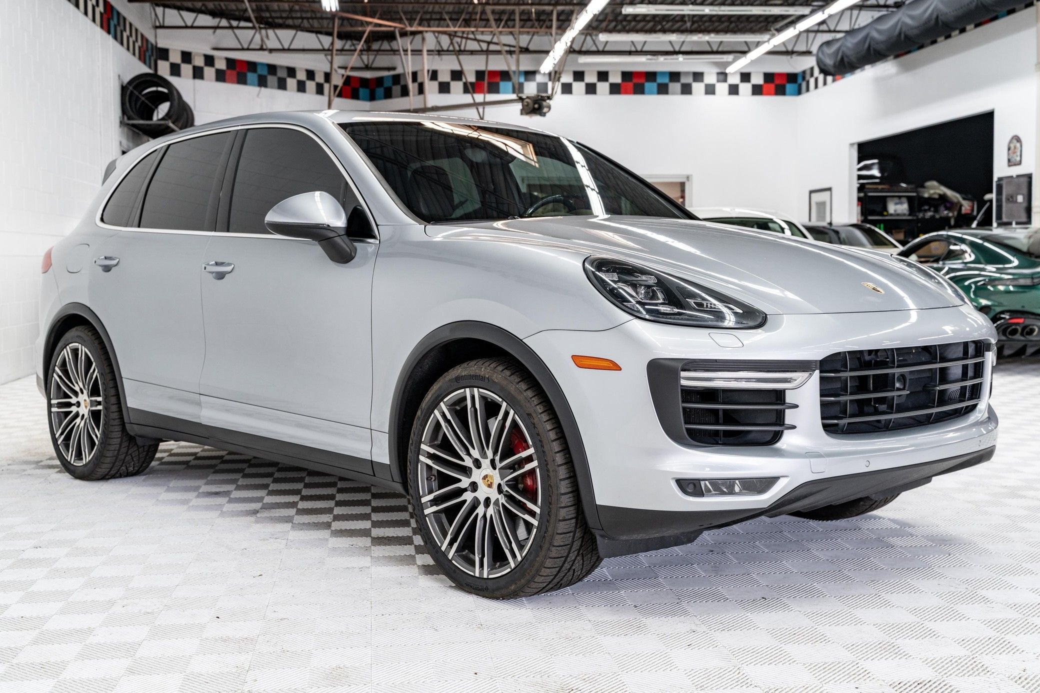2015 Porsche Cayenne Turbo