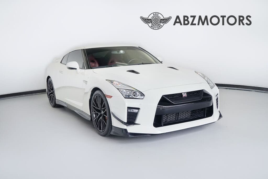 2020 Nissan GT-R Premium