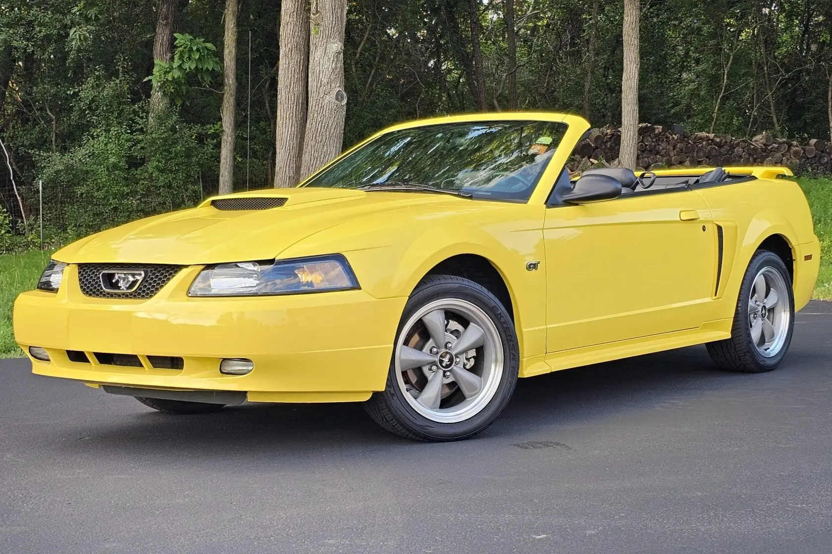 2002 Ford Mustang GT Convertible