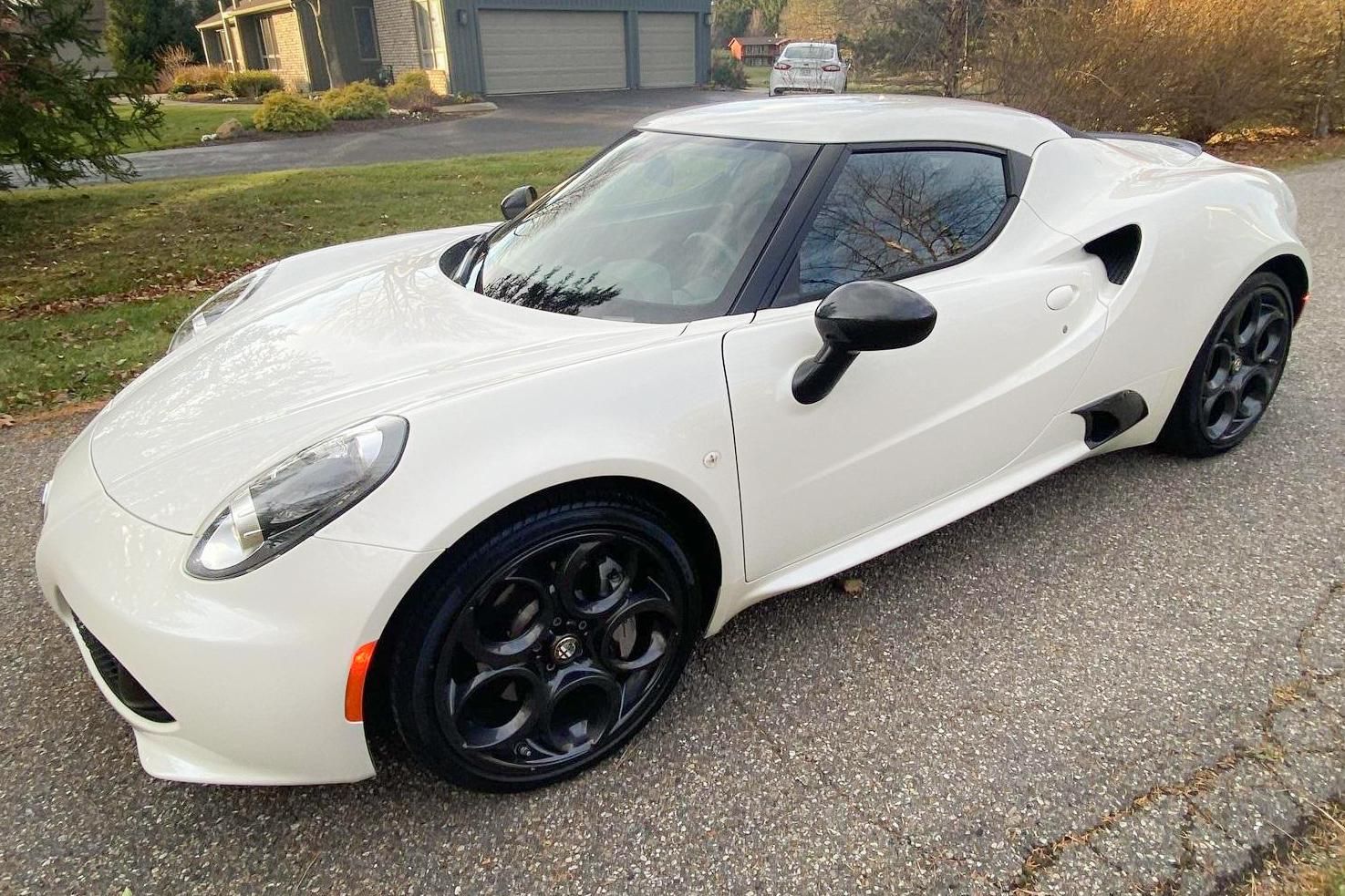 2016 Alfa Romeo 4C
