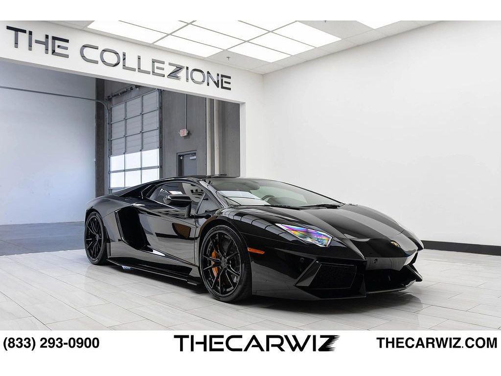 2012 Lamborghini Aventador LP700-4