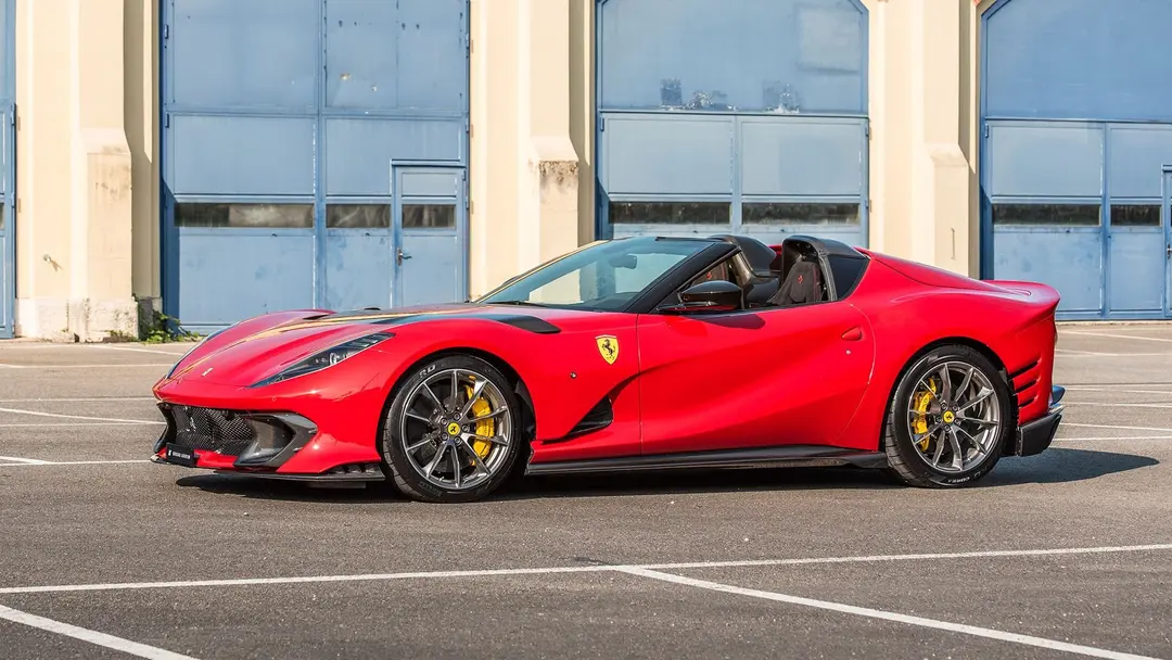 2021 Ferrari 812 Competizione A