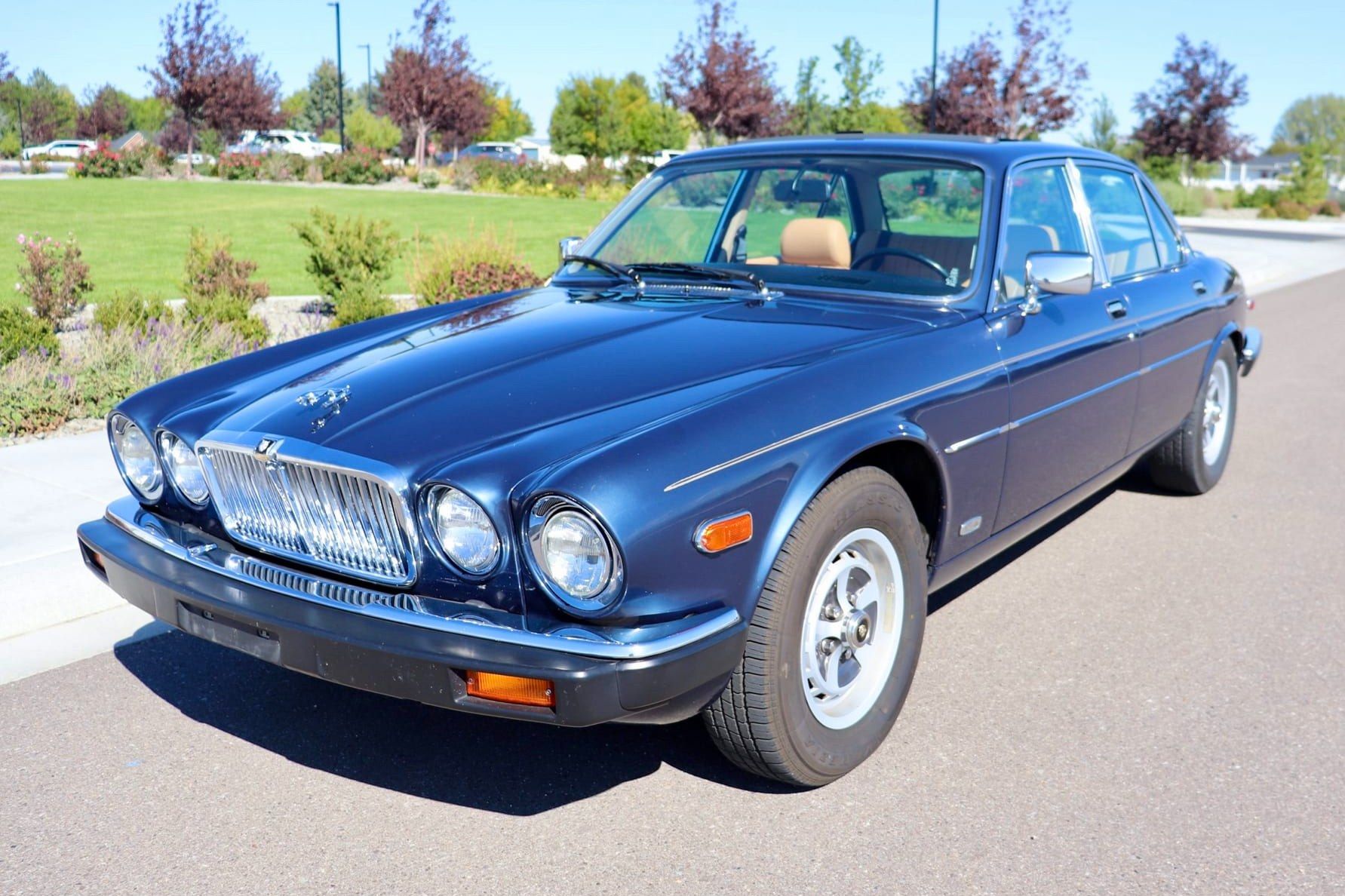 1987 Jaguar XJ