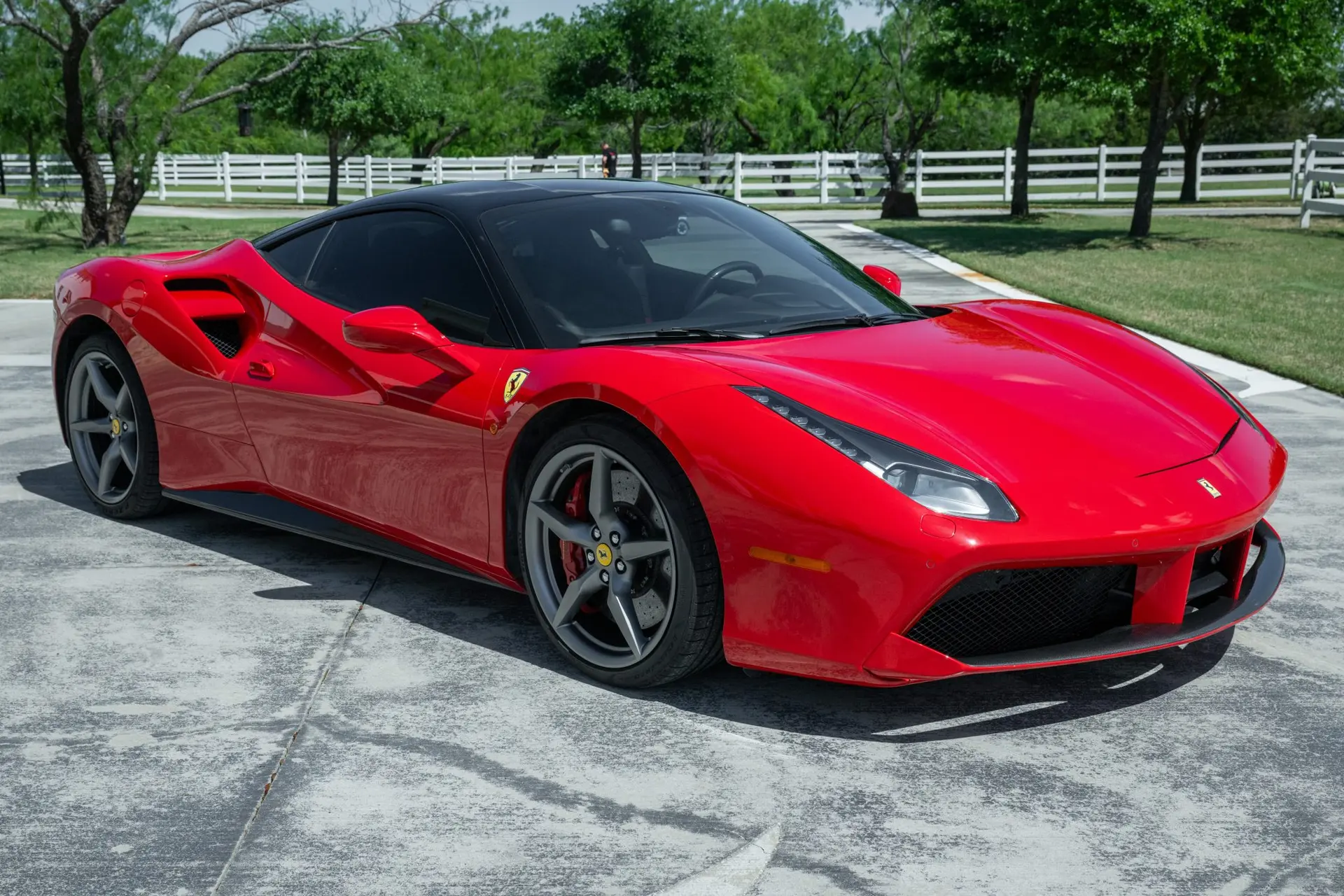 2016 Ferrari 488 GTB