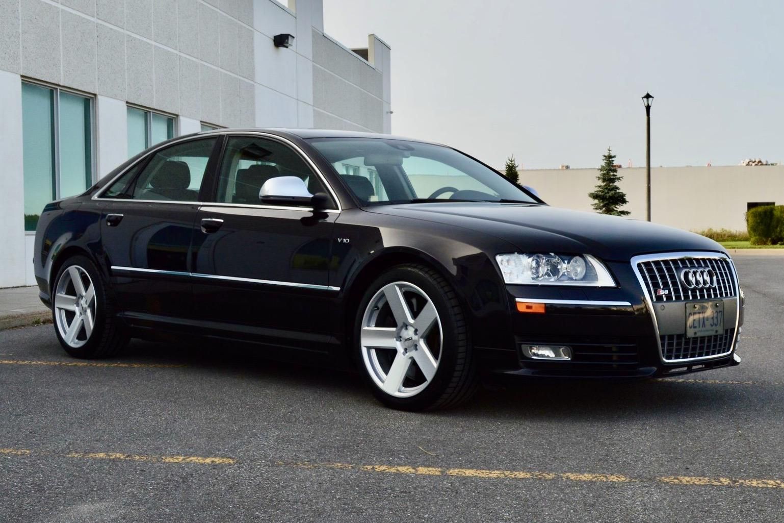 2009 Audi S8