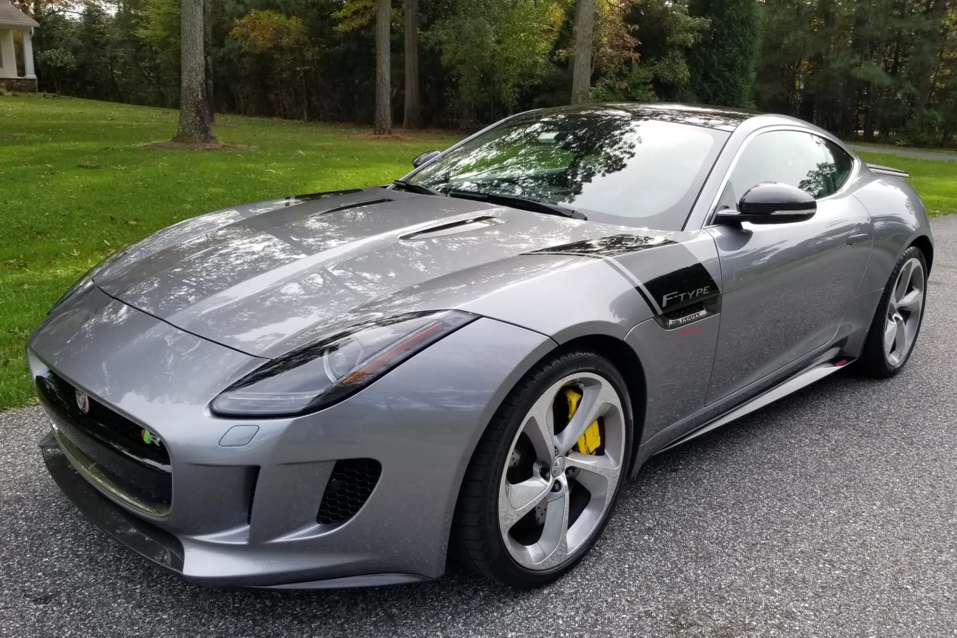 2015 Jaguar F-Type R Coupe
