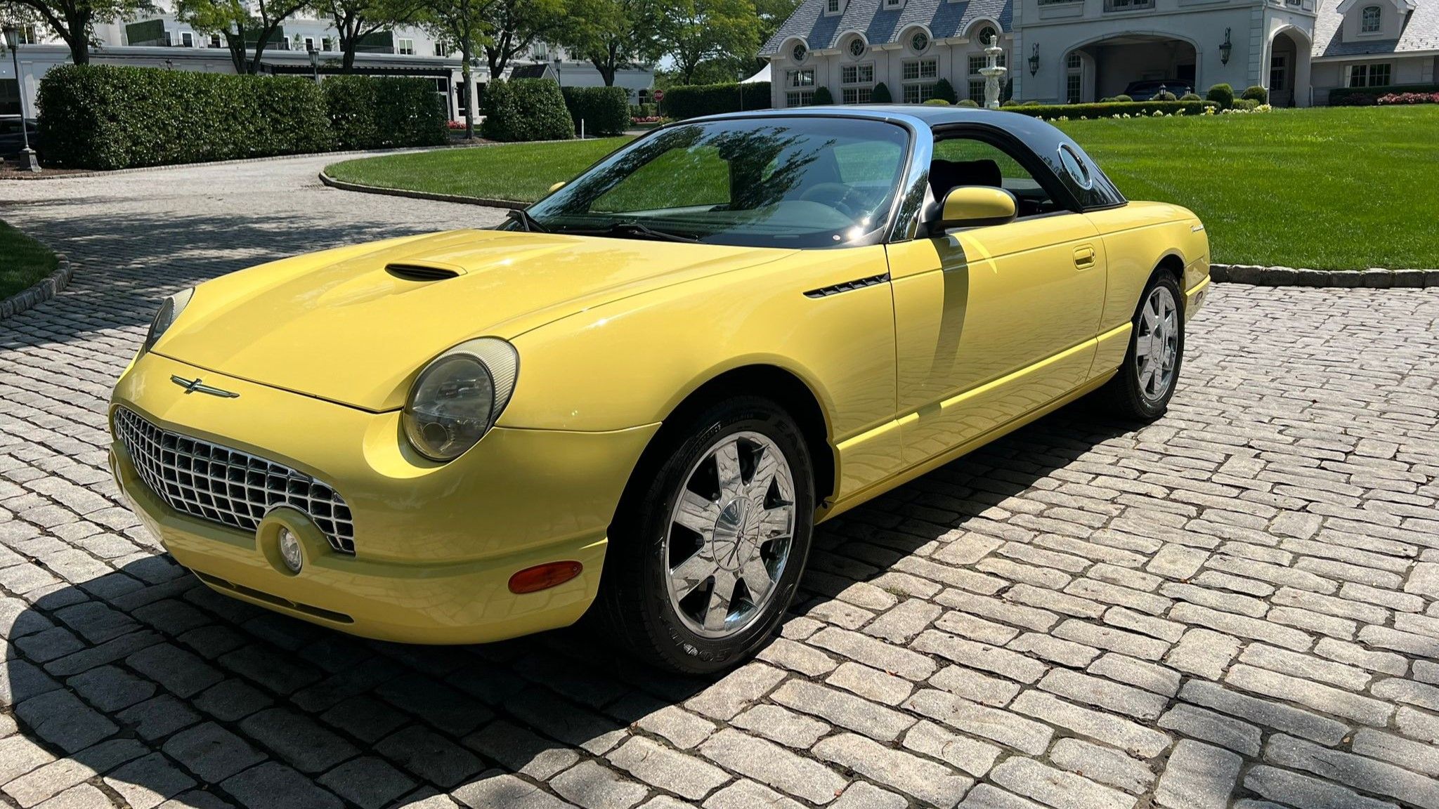 2002 Ford Thunderbird