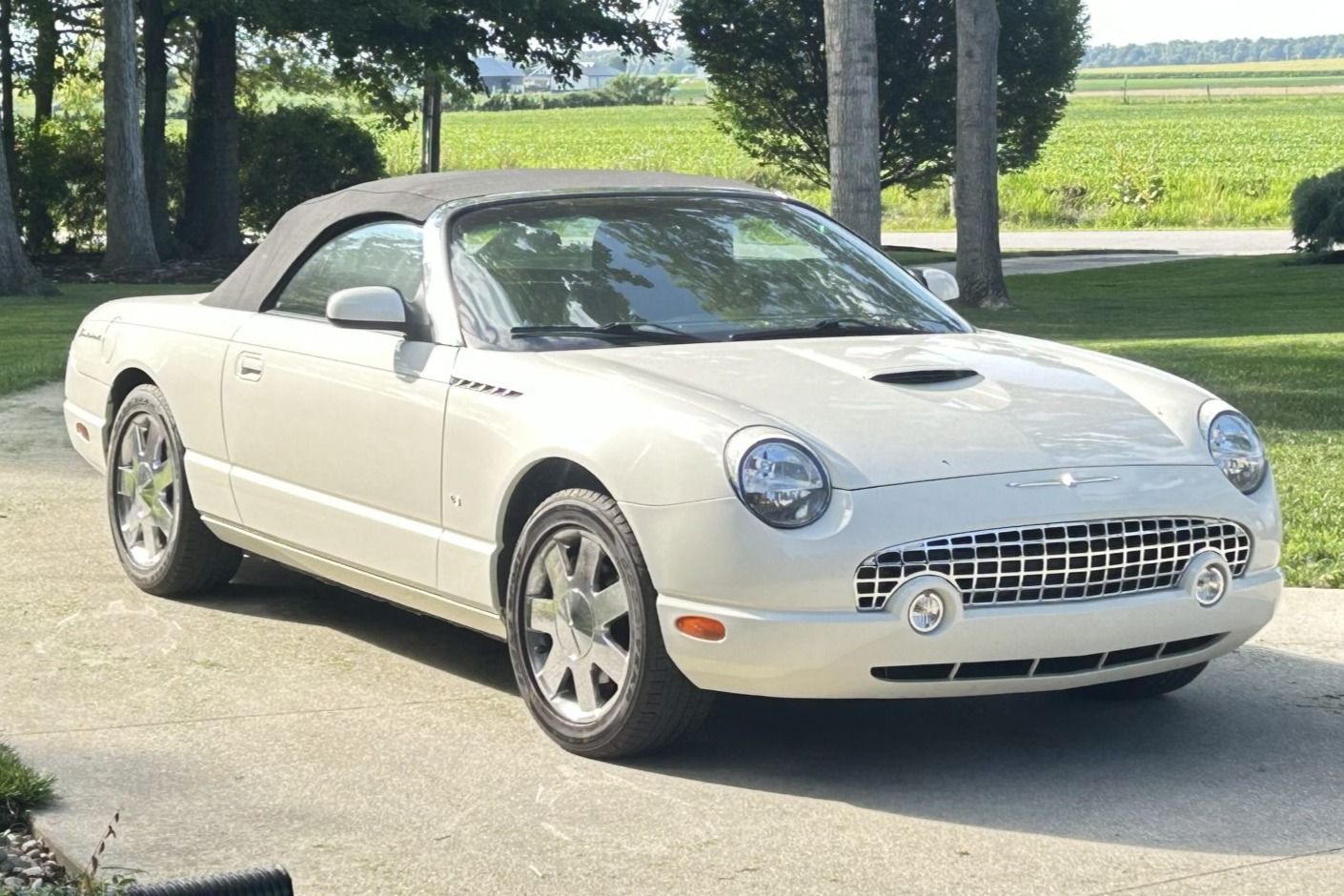 2003 Ford Thunderbird