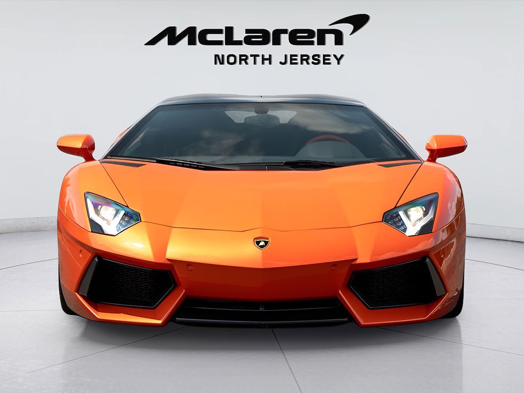 2014 Lamborghini Aventador LP700-4 Roadster