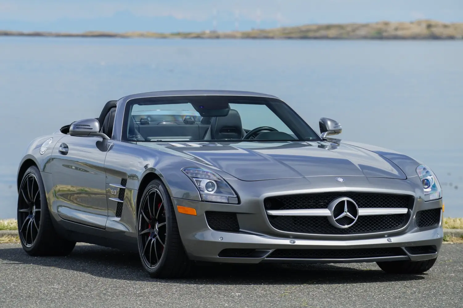 2012 Mercedes-Benz SLS AMG Roadster