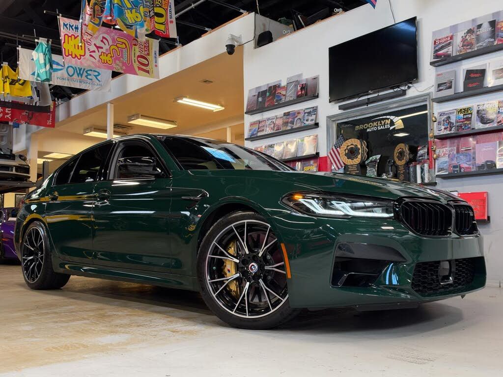 2023 BMW M5