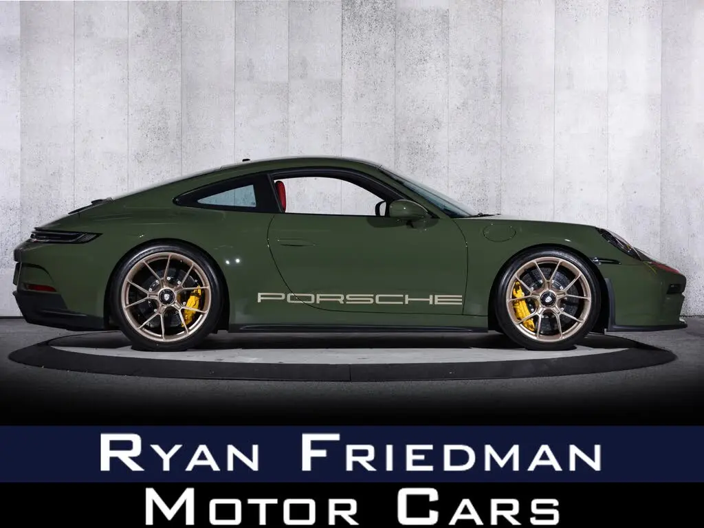 2022 Porsche 992.1 GT3 Touring