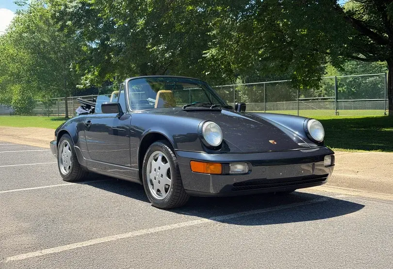 1990 Porsche 911 Carrera 4 Cabriolet