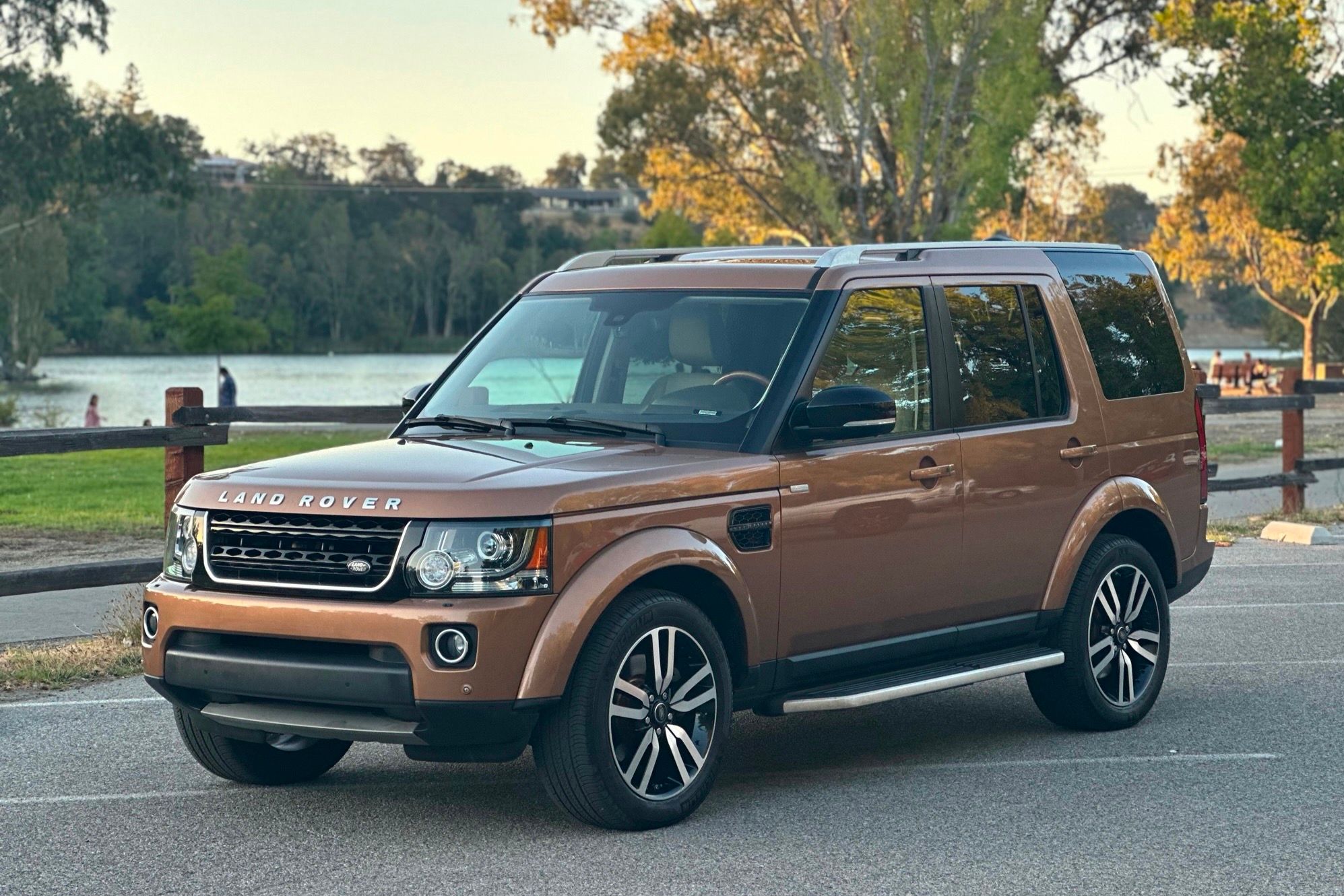 2016 Land Rover Discovery