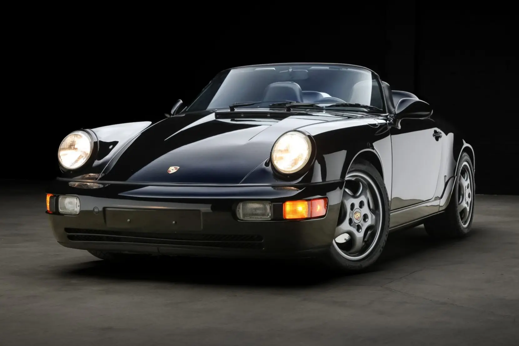 1994 Porsche 911 Carrera 4 Cabriolet